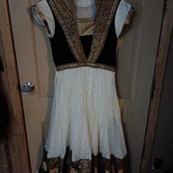 Indian bride wear - Picture 3 of 13